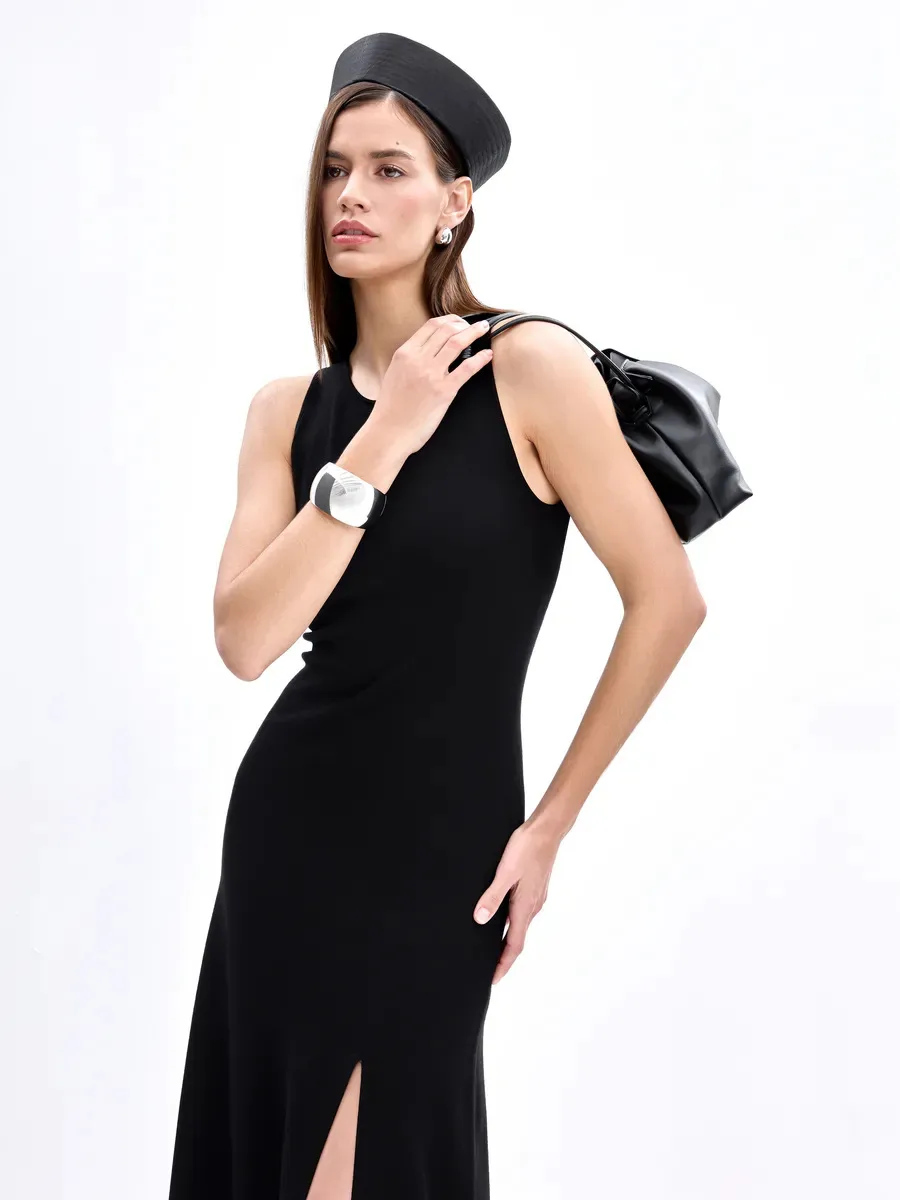 Elegant Long Sleeveless Warm Dress Autumn Winter European Style Fashion Casual High Quality Fabric Comfortable Fit Women's Dress display picture 12