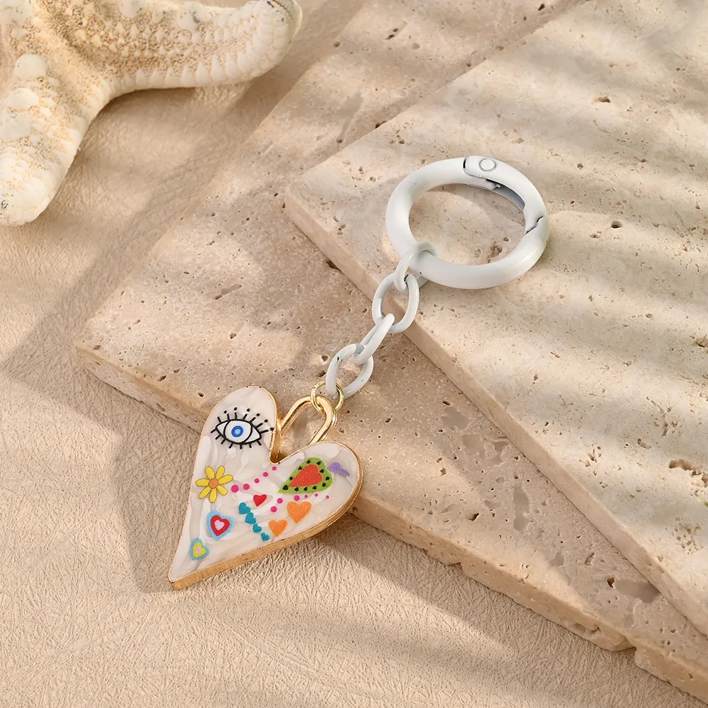 Fashion Style Electroplated Alloy Heart Eye Keychains Drop Oil Painting Keyrings Unisex Weekend Daily Art Design Key Accessories display picture 3