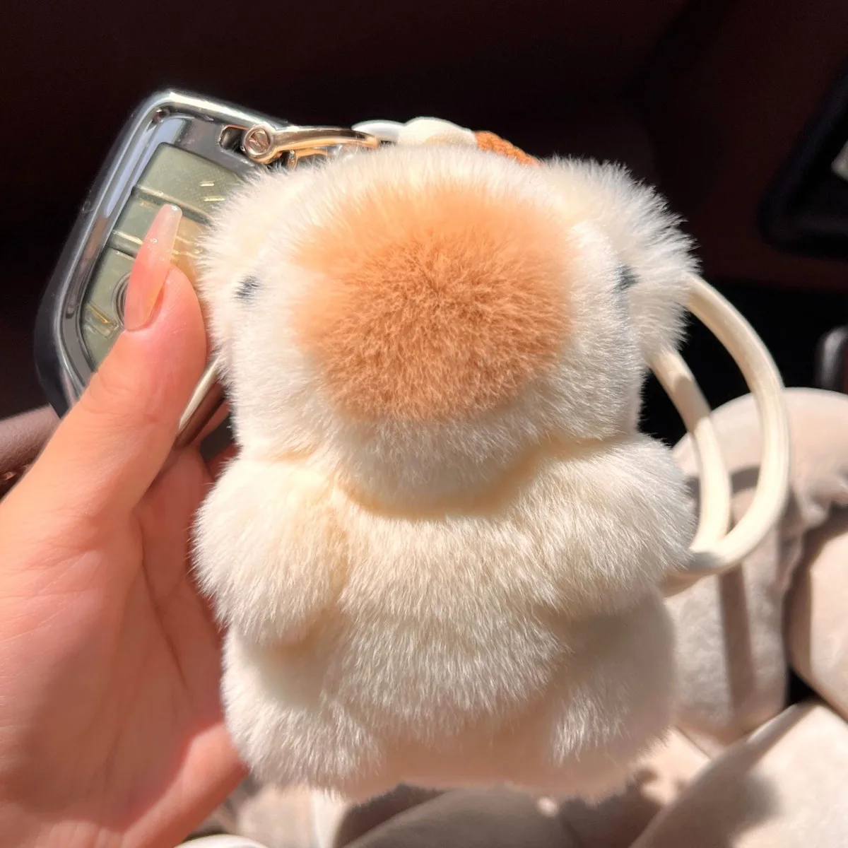 Cute Real Rabbit Fur Capybara Car Key Ring Pendant Plush Toy Schoolbag Pendant Handmade Ins Style Animal Theme display picture 2