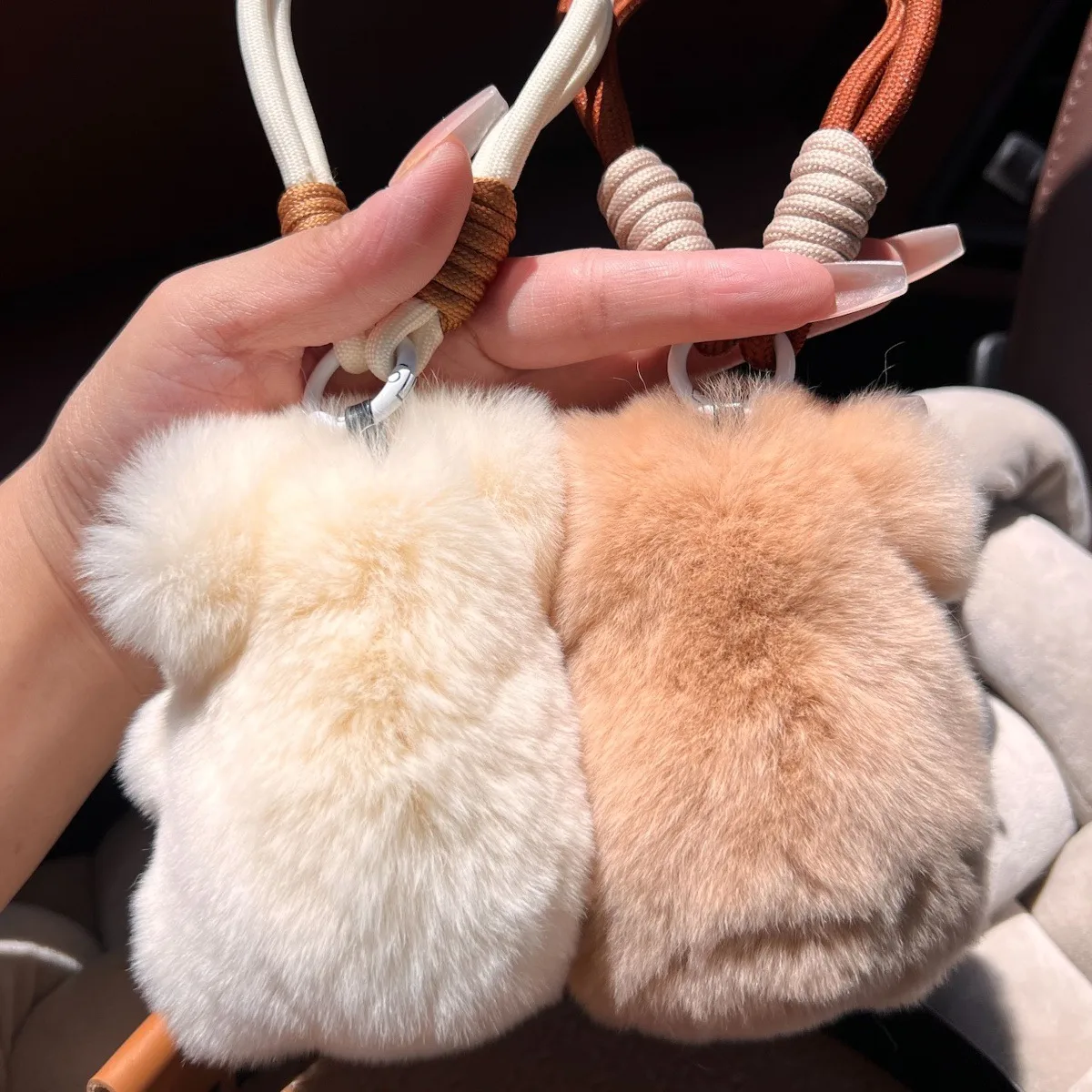 Cute Real Rabbit Fur Capybara Car Key Ring Pendant Plush Toy Schoolbag Pendant Handmade Ins Style Animal Theme display picture 7