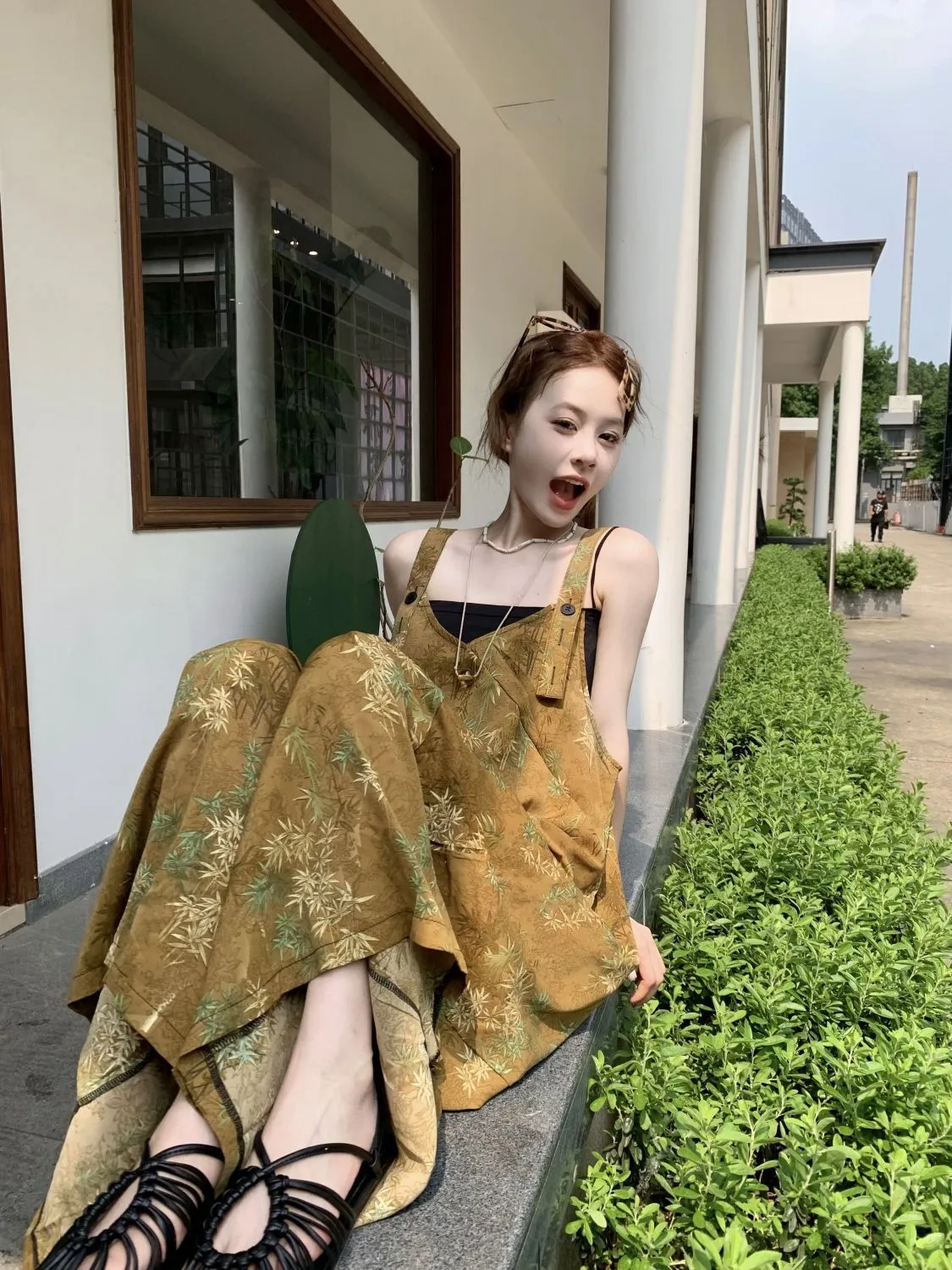 Summer New Style Women's Casual Wide Leg Pants One Piece Suit V Neck Printed High Waist Long Pants Bamboo Fiber Polyester display picture 2