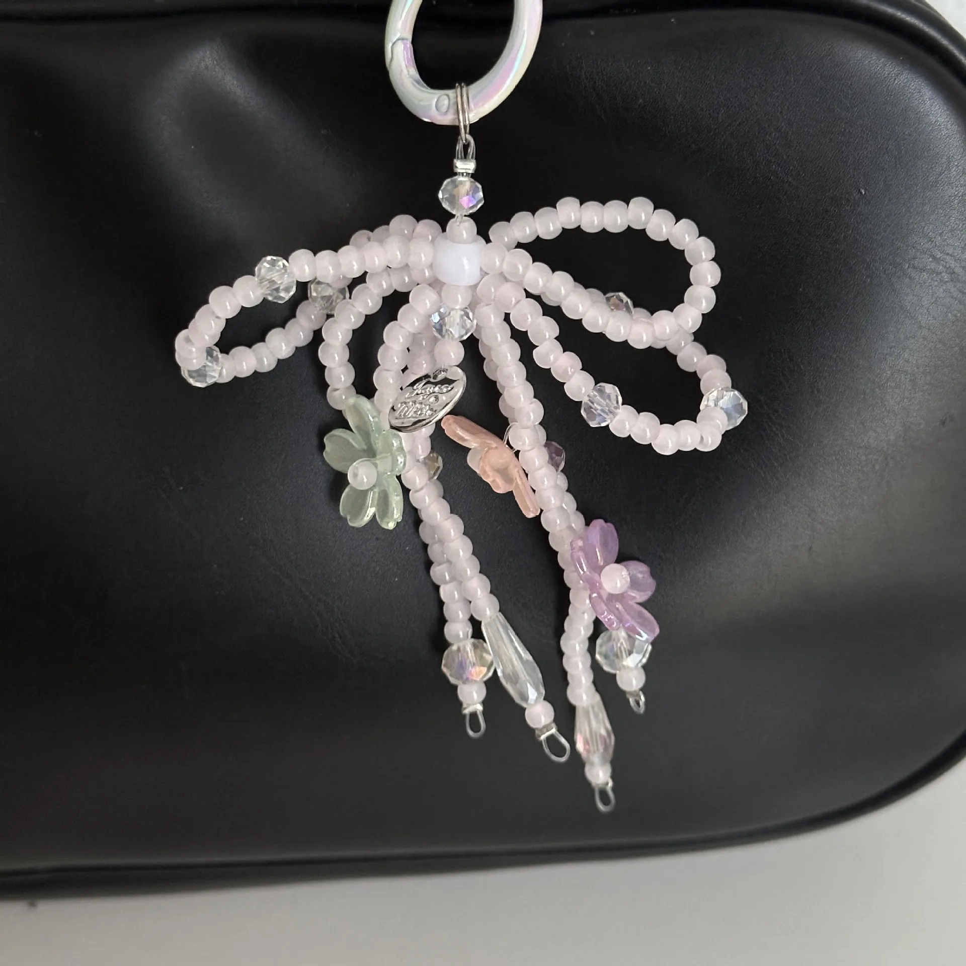 Sweet Pearl Pairs Bow Mobile Phone Charm Handmade Beaded Keychain Bag Accessories New Jewelry Accessories display picture 6