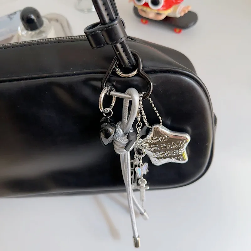 Street Style Acrylic Mobile Phone Bag Pendant Five-Star Bow Heart-Shaped Sweet Cool Hip Hop Trend Multi-Element Design display picture 2