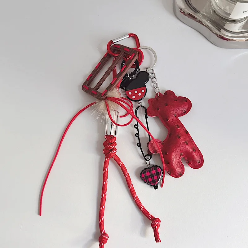 Modeling Cute Bear Leather Key Chain Package Pendant Woven Decorative Miu Style Mixed Aesthetic Animal Pattern Pu Material Decorative Accessories display picture 2
