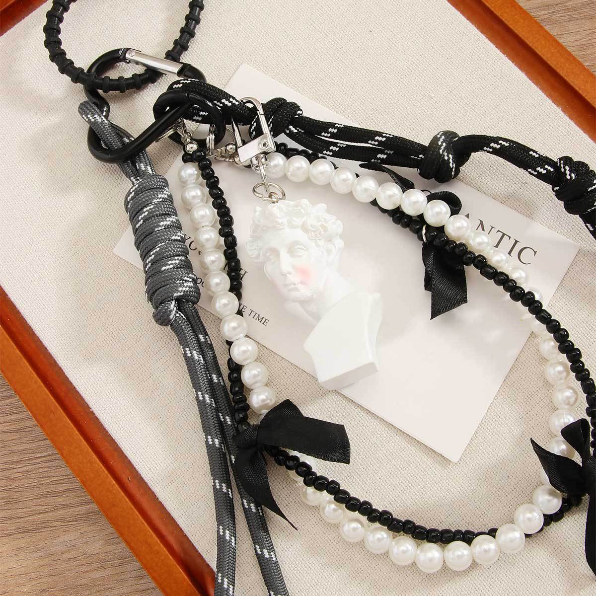 Artistic Style David Statue Pink Blush Pearl Chain Black Pu Material Ornaments Suitable For Simple And Elegant Personalized Design Of Bags display picture 4