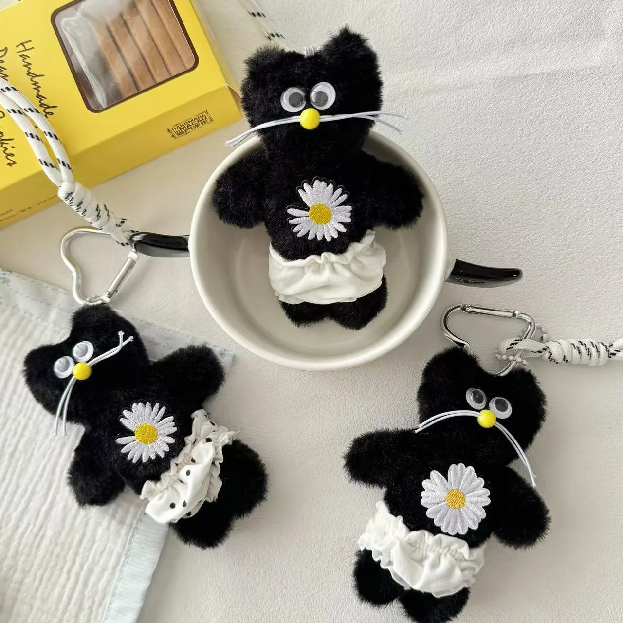 Black Cat Plush Toys Keychain Cute And Ugly Trendy Design Half-Handmade Making Bear/Pig/Animal Pattern Ornaments display picture 1