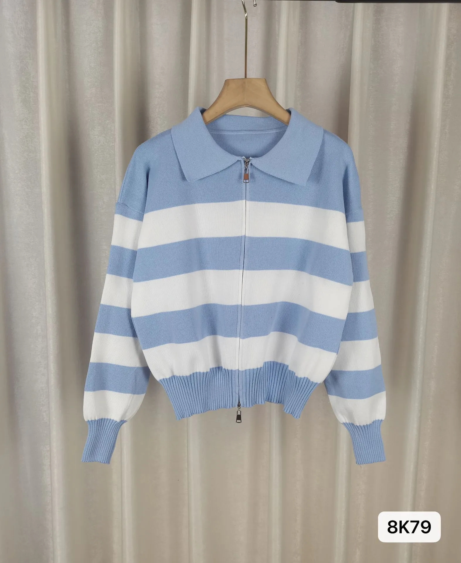 Women's Knitted Zipper Striped Sweater Coat Lazy Style Casual Loose Long Sleeve Spring, Autumn And Winter Coat Top display picture 5