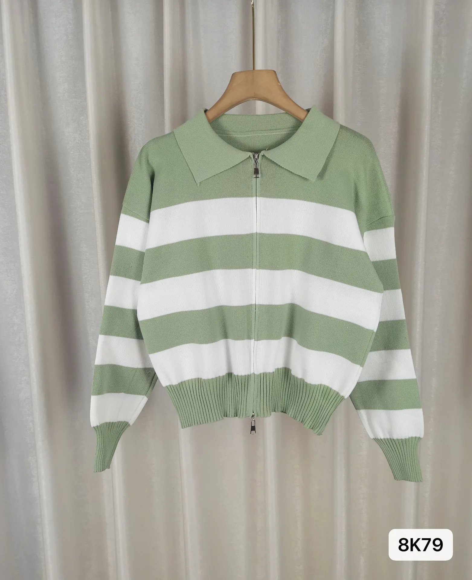 Women's Knitted Zipper Striped Sweater Coat Lazy Style Casual Loose Long Sleeve Spring, Autumn And Winter Coat Top display picture 7