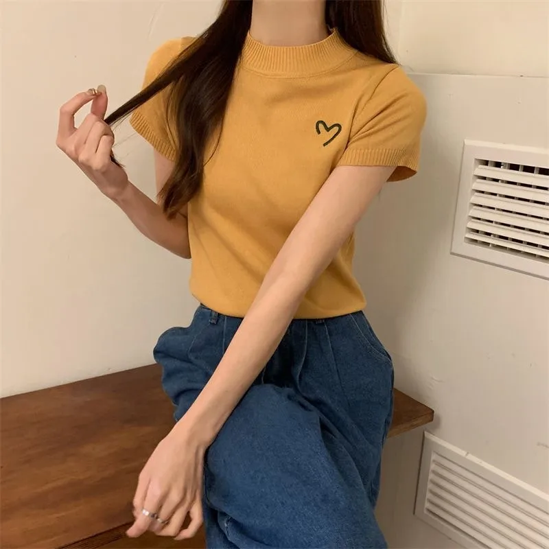 Women's Short-Sleeved Round Neck Knitted Top Summer Thin Embroidery Slim Fit Versatile Body Shaping Top Ice Silk Polyester Fabric display picture 25