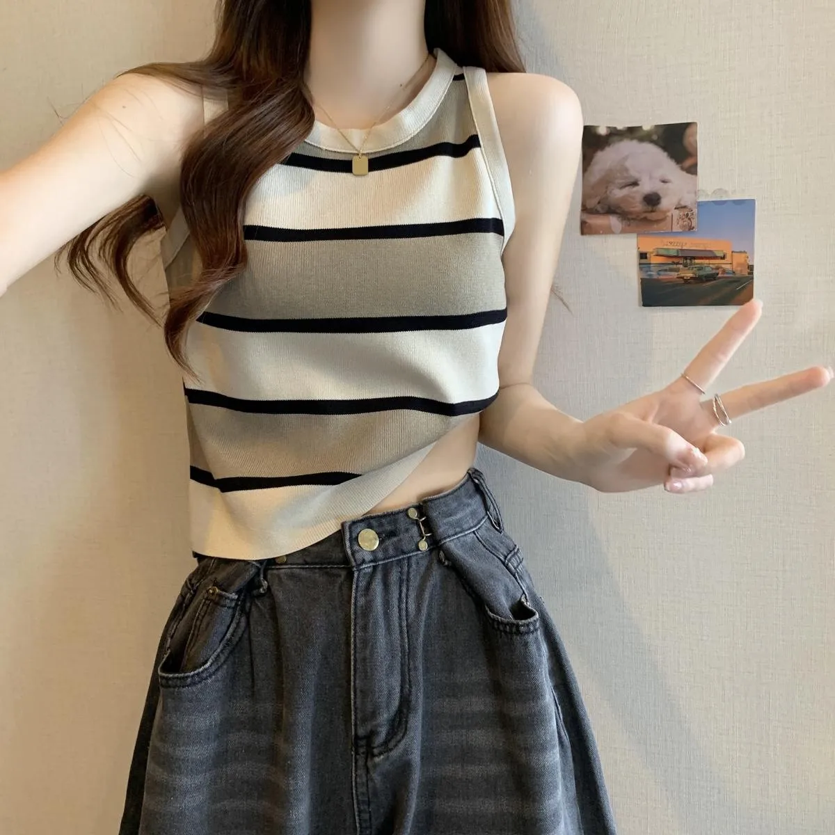Sleeveless Striped Knitted Vest Women's Summer New Color Matching Bottoming Top Inner Wear Outer Wear Fashion O-neck Short display picture 2