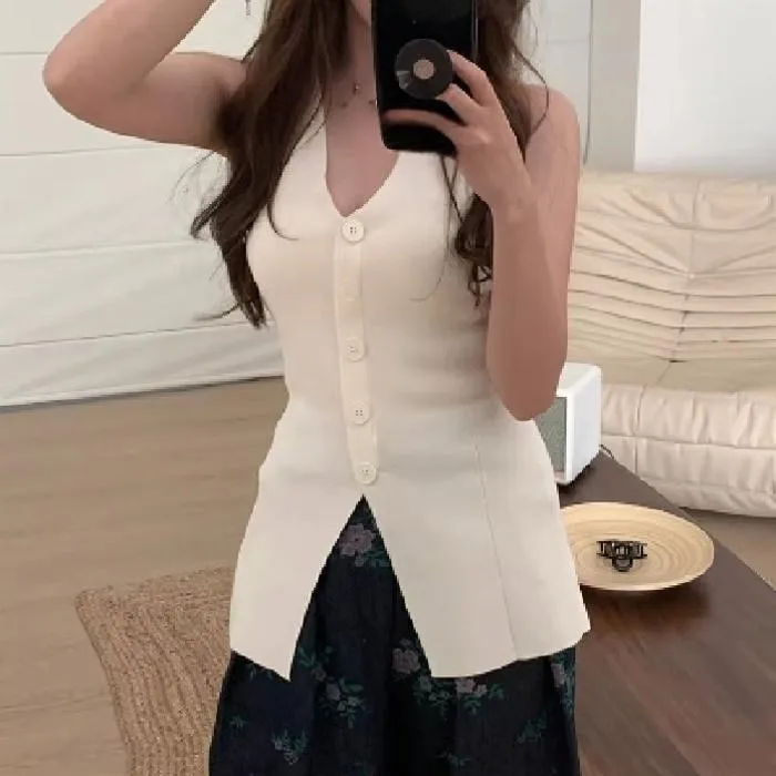 Elegant V-neck Single Button Sleeveless Ice Silk Knitted Vest Women's Summer New Style Waist Slimming Design Top display picture 5