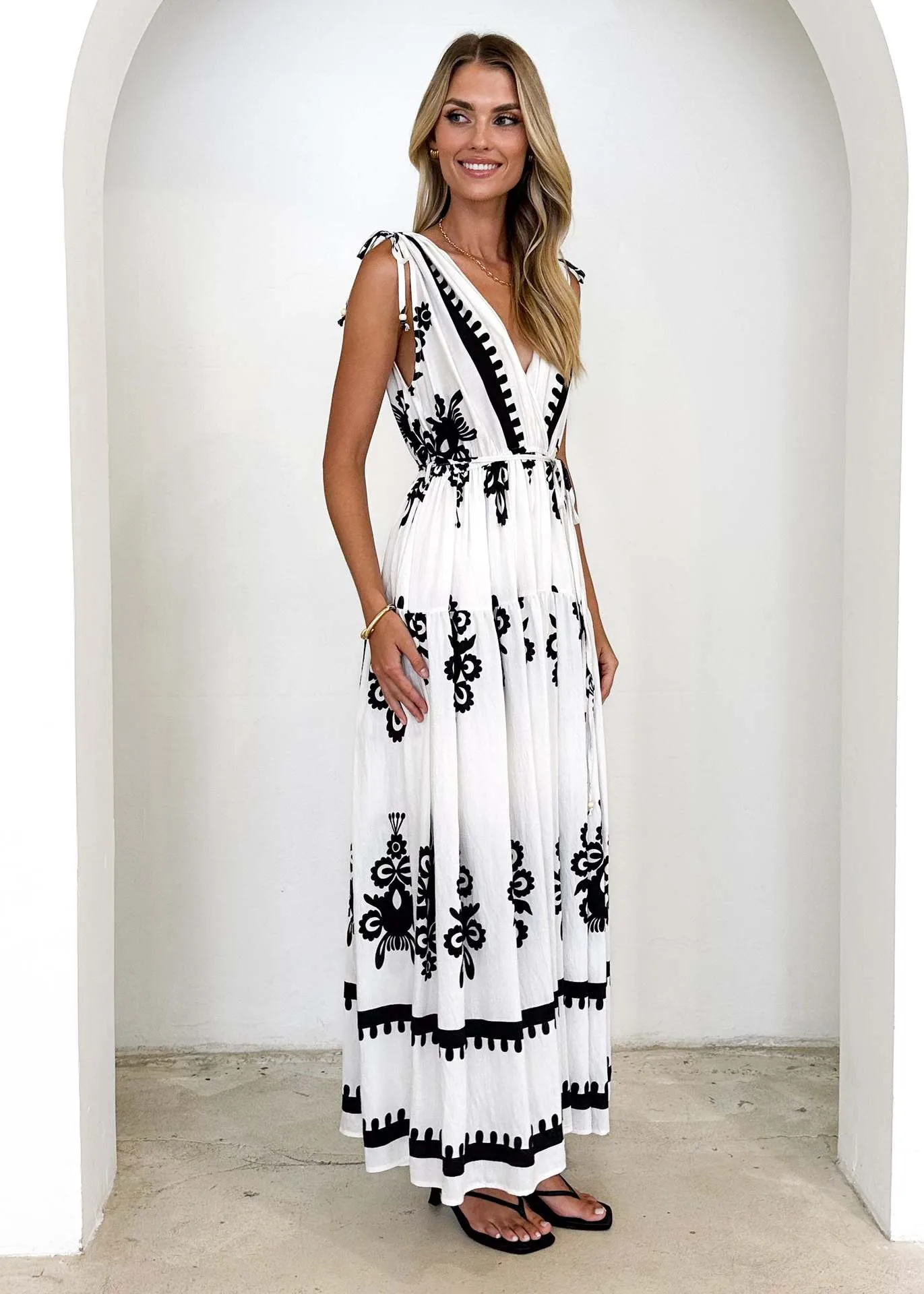 Summer New  Printed V-neck Waist-Slimming Long Dress Women's Dress Floral Pattern 3D Design Polyester Fabric Short Sleeve A- Line Skirt Loose Waist display picture 5