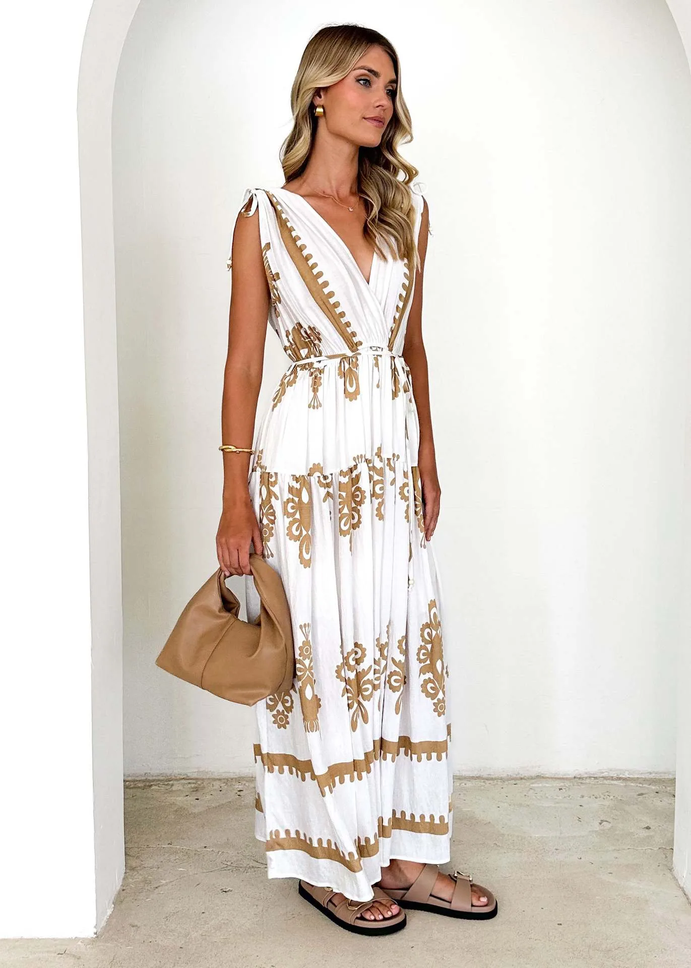 Summer New  Printed V-neck Waist-Slimming Long Dress Women's Dress Floral Pattern 3D Design Polyester Fabric Short Sleeve A- Line Skirt Loose Waist display picture 11