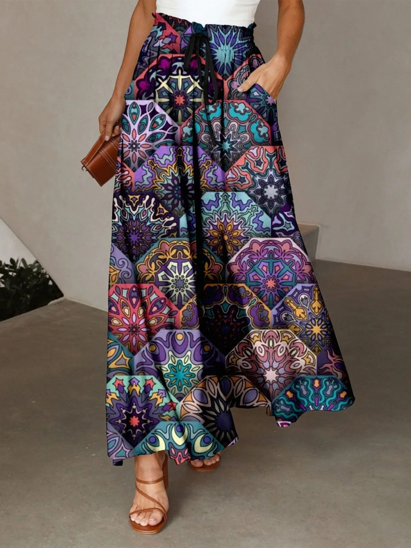 Casual Style Loose Bohemian Wide Leg Pants Women's Digital Printing Feather Pattern Skirt Elastic Waist Pleated Mini Dress display picture 5