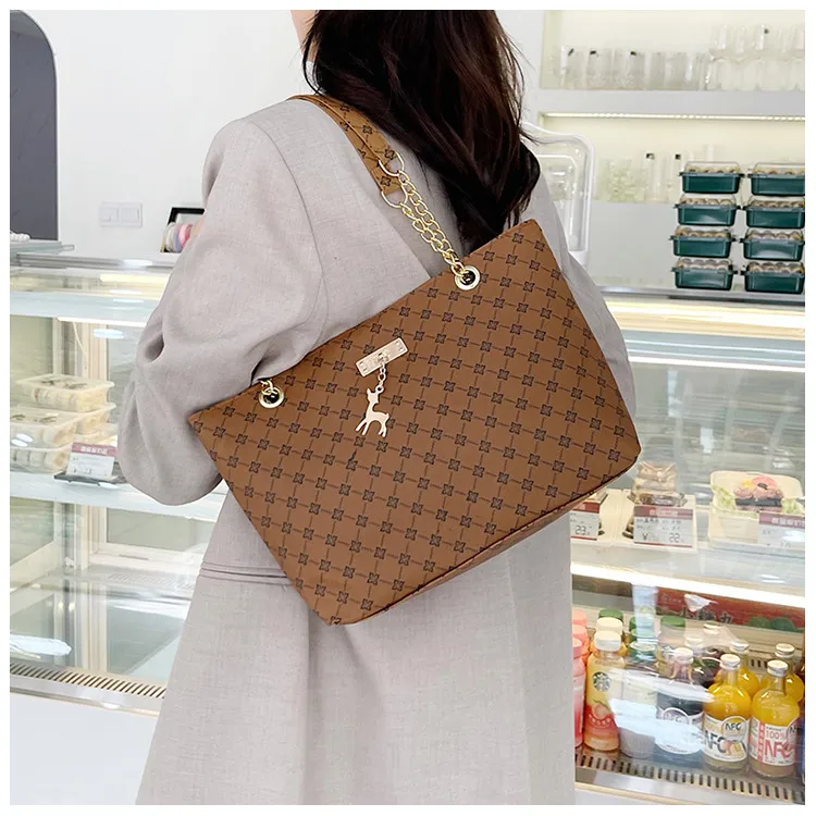 Fashion Large Capacity Women's Shoulder Bag Retro Commuter Hand-Carrying Bag Fashion Polyester Inner Material Square Zipper Closure display picture 11