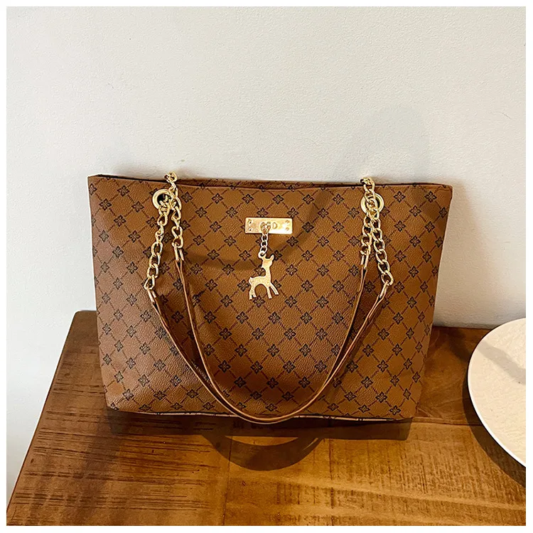 Fashion Large Capacity Women's Shoulder Bag Retro Commuter Hand-Carrying Bag Fashion Polyester Inner Material Square Zipper Closure display picture 15