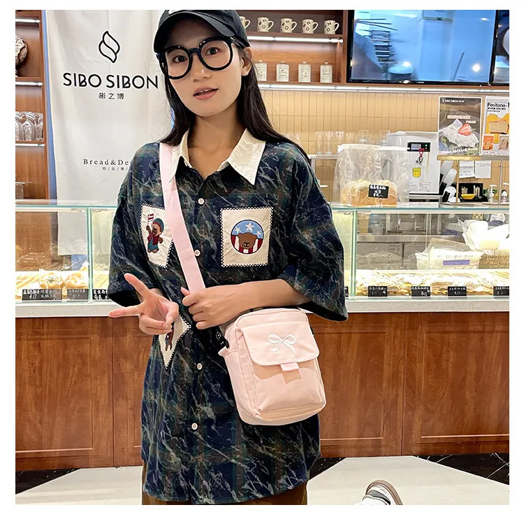 Cute Bow Tie Student Commuter Single-shoulder Bag, Soft And Girly Forest-style Small Crossbody Bag display picture 12