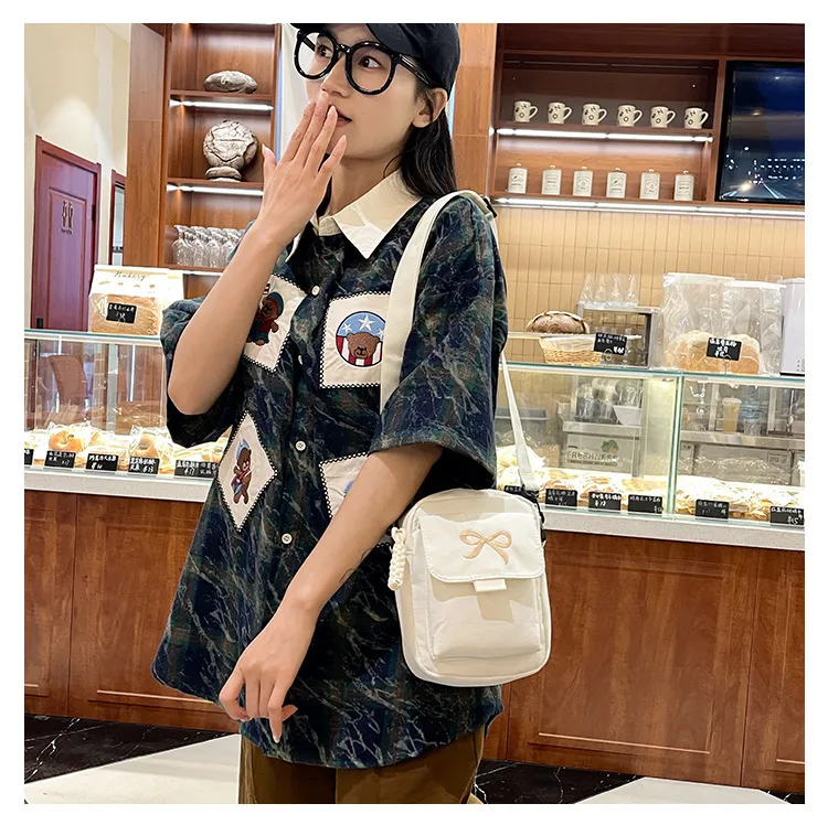 Cute Bow Tie Student Commuter Single-shoulder Bag, Soft And Girly Forest-style Small Crossbody Bag display picture 14