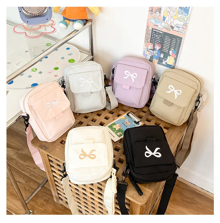 Cute Bow Tie Student Commuter Single-shoulder Bag, Soft And Girly Forest-style Small Crossbody Bag display picture 16