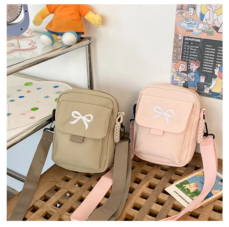 Cute Bow Tie Student Commuter Single-shoulder Bag, Soft And Girly Forest-style Small Crossbody Bag display picture 17