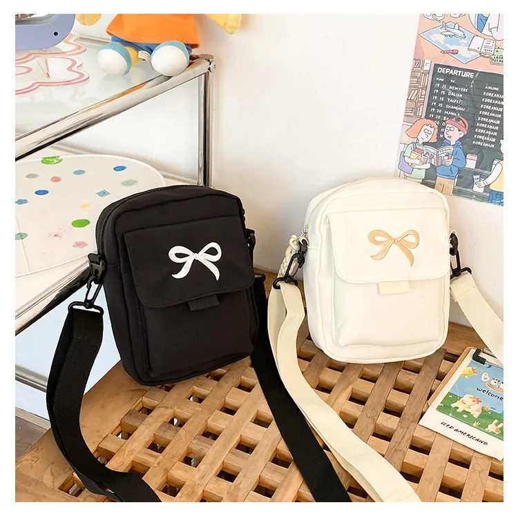 Cute Bow Tie Student Commuter Single-shoulder Bag, Soft And Girly Forest-style Small Crossbody Bag display picture 19