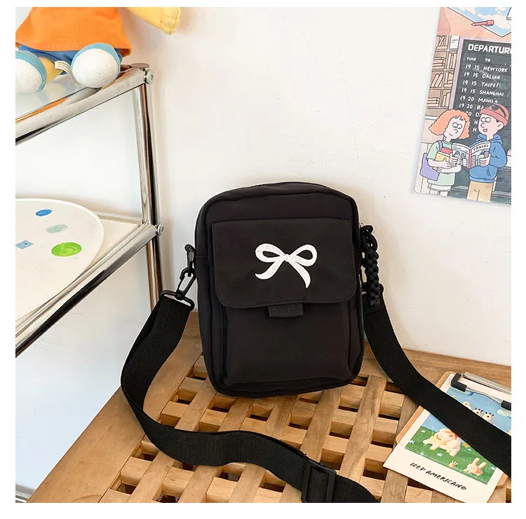 Cute Bow Tie Student Commuter Single-shoulder Bag, Soft And Girly Forest-style Small Crossbody Bag display picture 27
