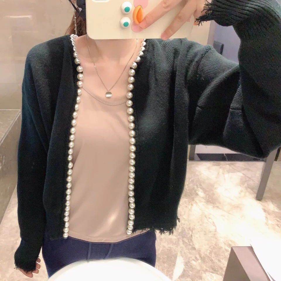 Beaded Design Knitted Short Cardigan Coat Women's Solid Color Commute Style Long Sleeve Round Neck Loose Design Spring And Autumn display picture 4