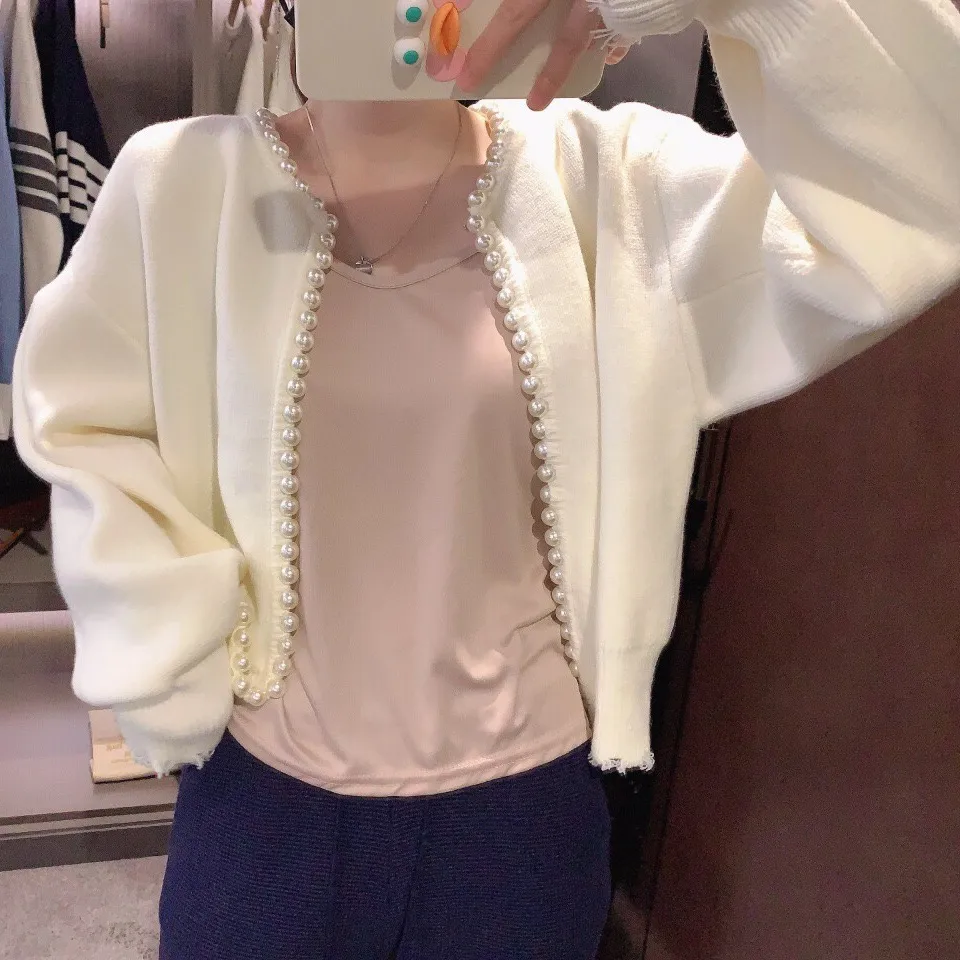 Beaded Design Knitted Short Cardigan Coat Women's Solid Color Commute Style Long Sleeve Round Neck Loose Design Spring And Autumn display picture 5