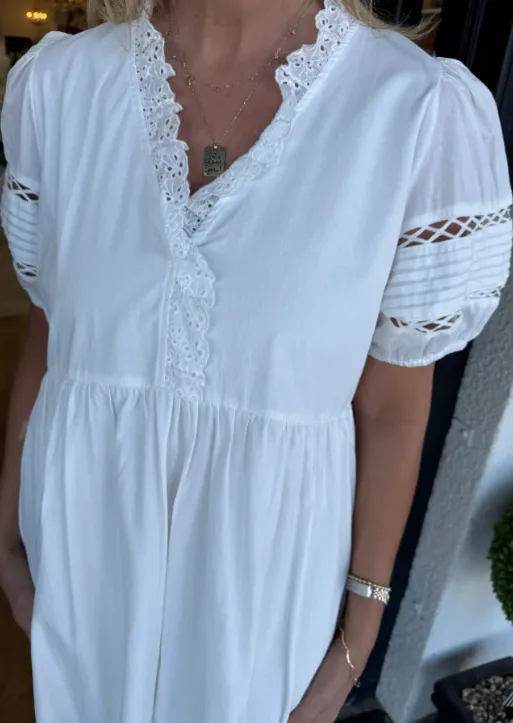 Casual Fashion Solid Color Stand Collar Mid-Length Dress International Style Women's Short Sleeve High Waist Irregular Hem display picture 7