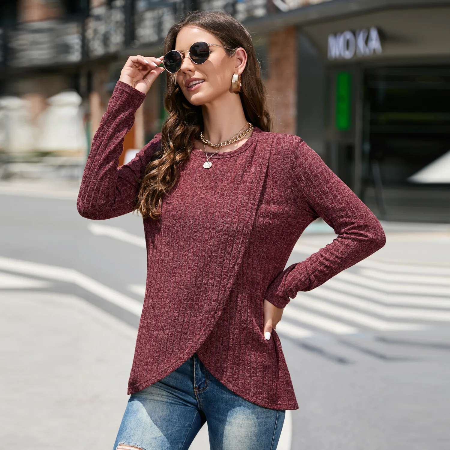 Autumn And Winter Knitted Sweater Women's Crew Neck Split Plus Size Women's Top Design Sense Niche Fashion Street Style Loose Design display picture 7