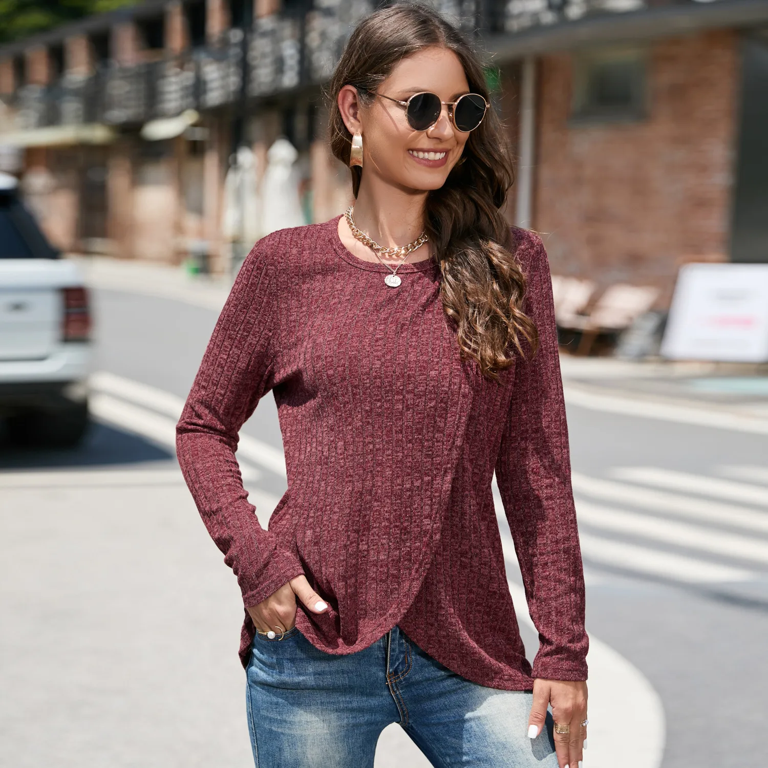 Autumn And Winter Knitted Sweater Women's Crew Neck Split Plus Size Women's Top Design Sense Niche Fashion Street Style Loose Design display picture 6