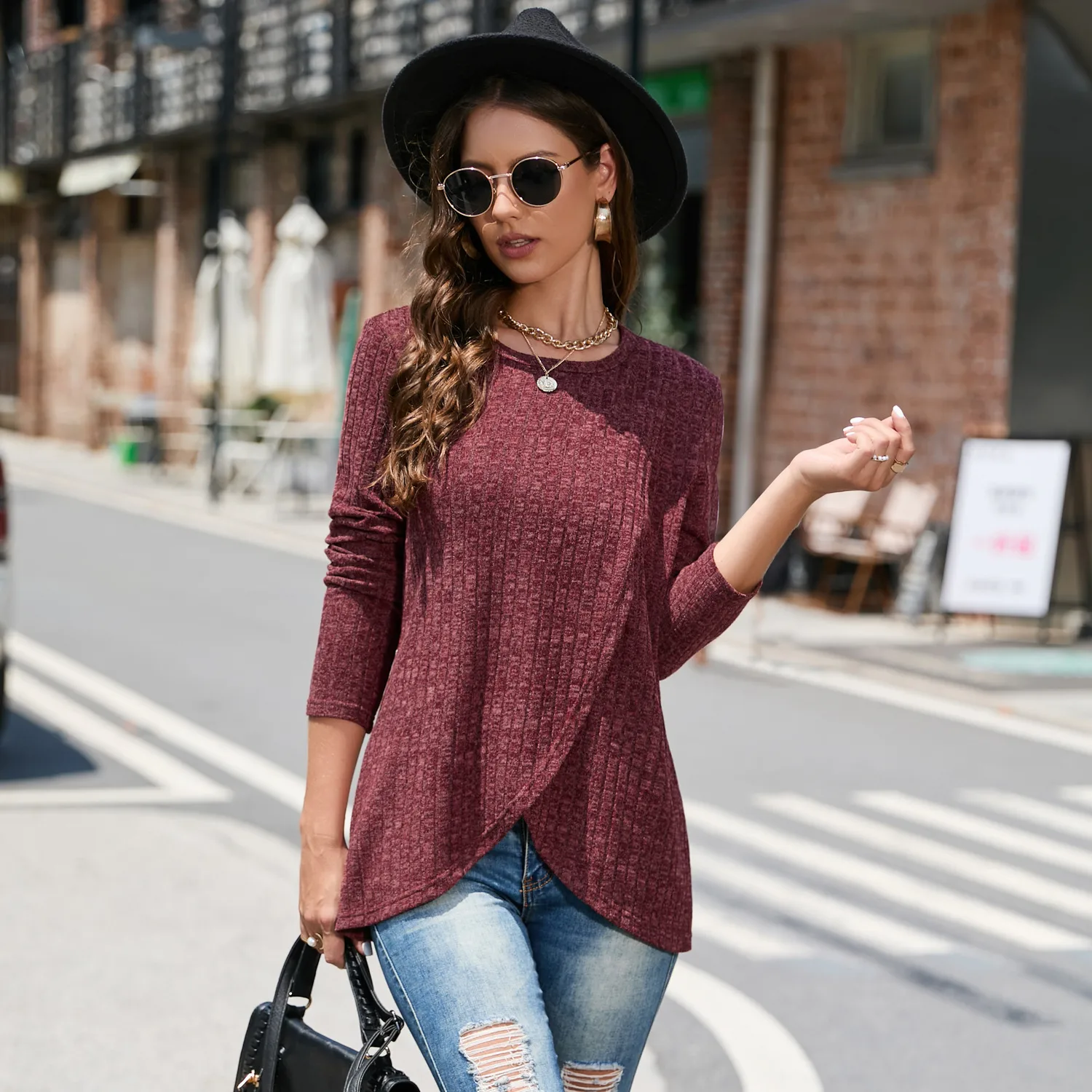 Autumn And Winter Knitted Sweater Women's Crew Neck Split Plus Size Women's Top Design Sense Niche Fashion Street Style Loose Design display picture 8
