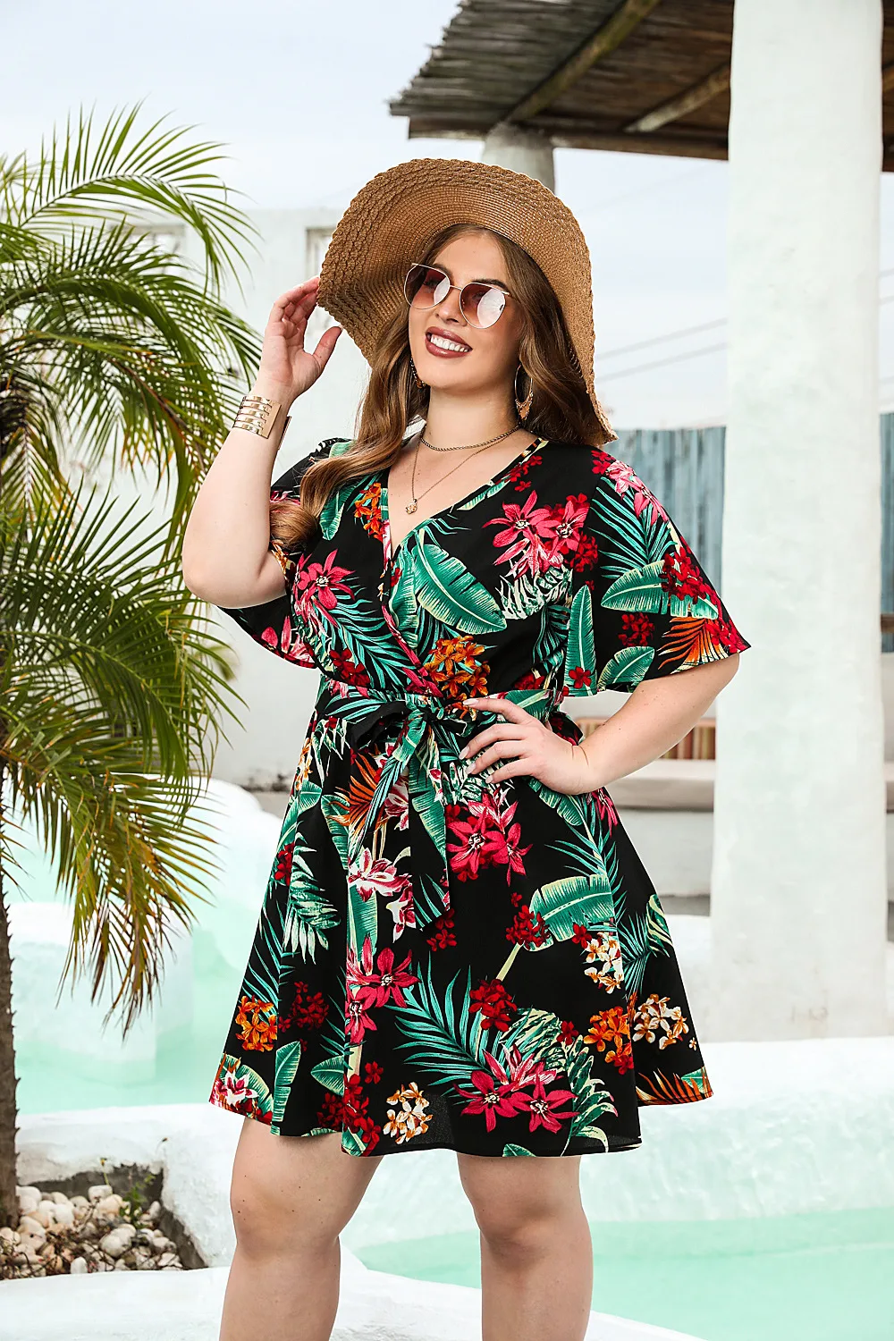 Floral Print Holiday Dress Bohemian Style Beach Travel V-neck Lace-up Waist Plus Size Women Dress Elegant Style Knee-Length A- Line Skirt display picture 2