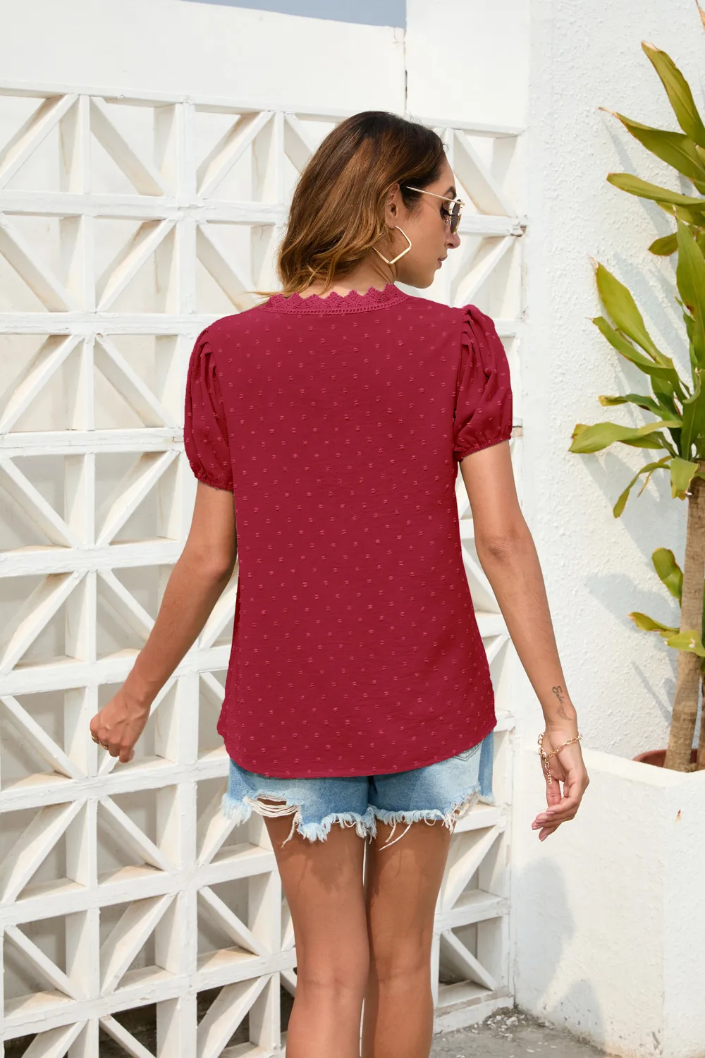 Spring And Summer Women's Loose Leisure Vacation T-shirt V-neck Short Sleeve European Style Top Street Style Senior Street Fashion display picture 22