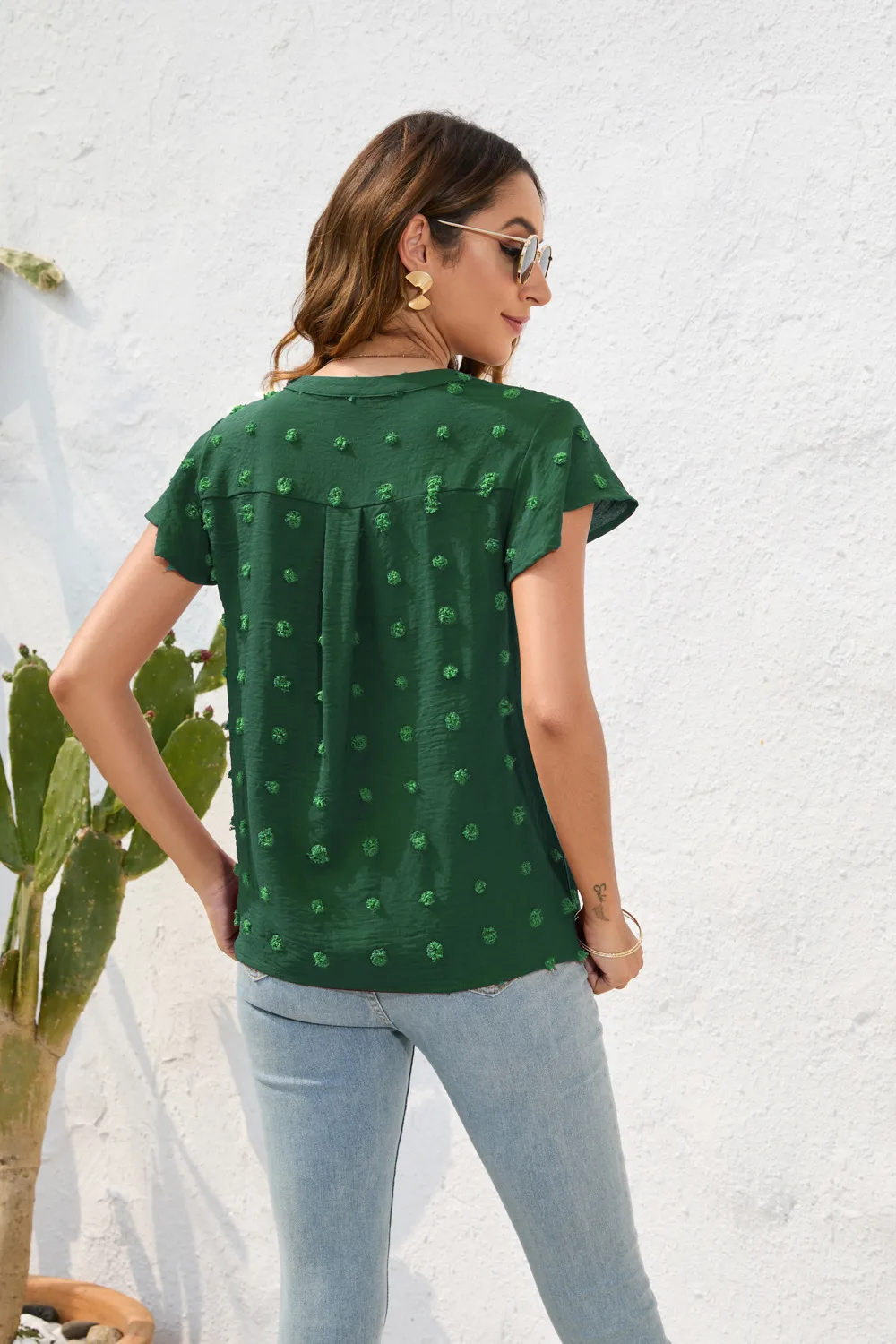 Spring And Summer Women's Loose-Fitting Casual Round-Neck Short-Sleeved T-shirt Commuter Plush Top Street Style Senior Street Style display picture 13