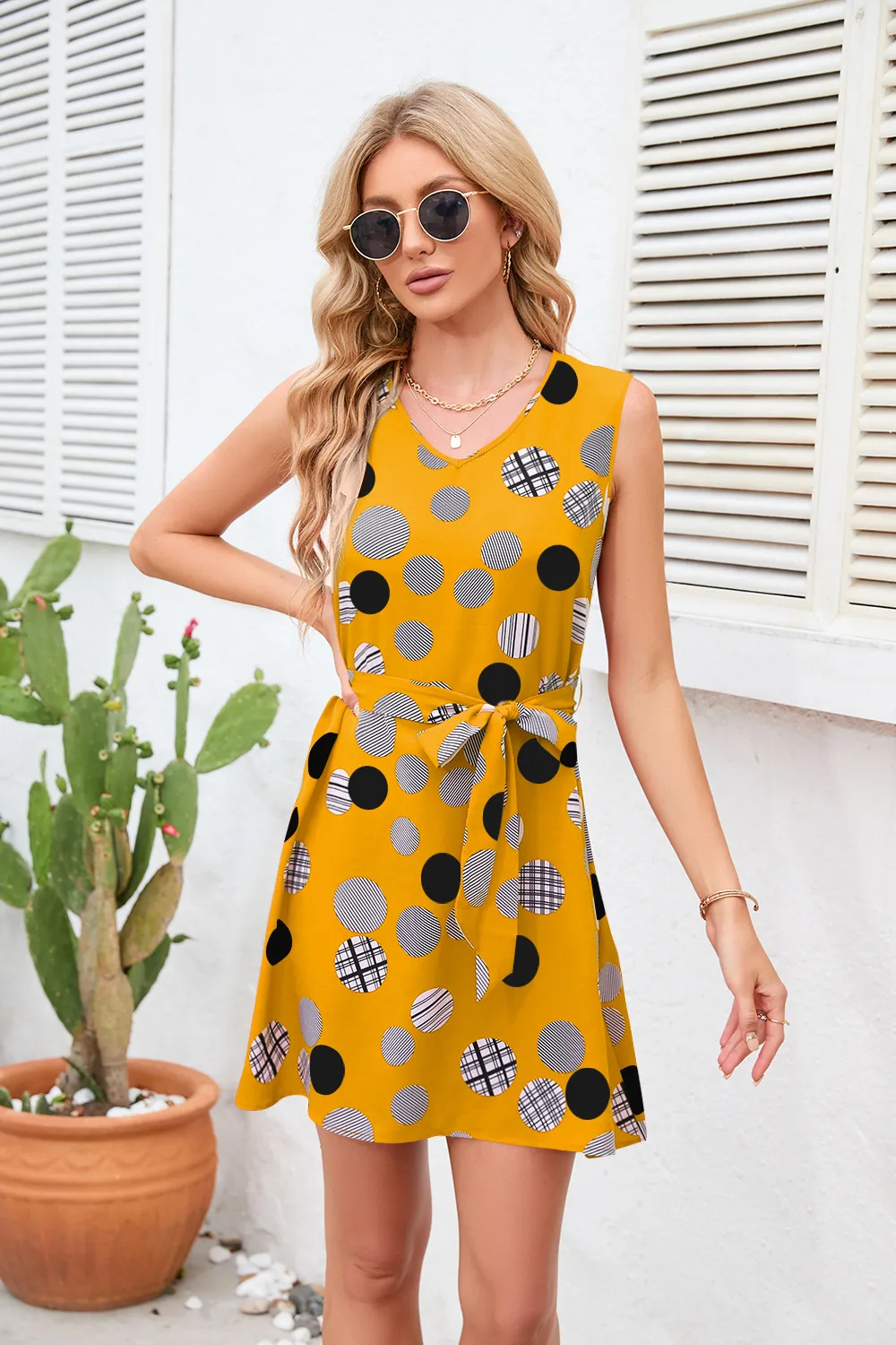Retro Dots Printed Waist-Controlled Summer New Dress Party Print Clothing Retro Style Fresh Sweet Knee-Length A- Line Skirt display picture 13