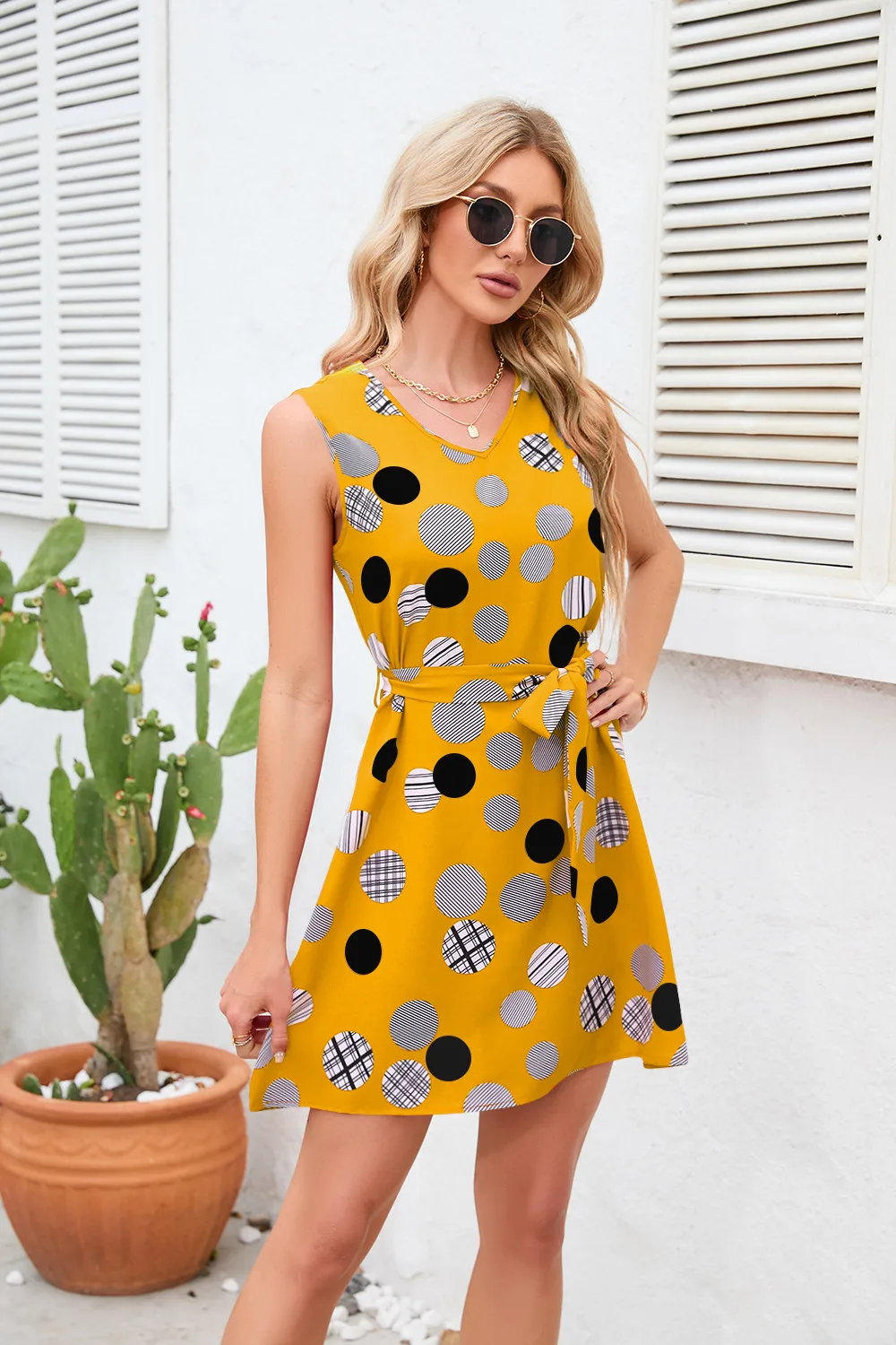 Retro Dots Printed Waist-Controlled Summer New Dress Party Print Clothing Retro Style Fresh Sweet Knee-Length A- Line Skirt display picture 14