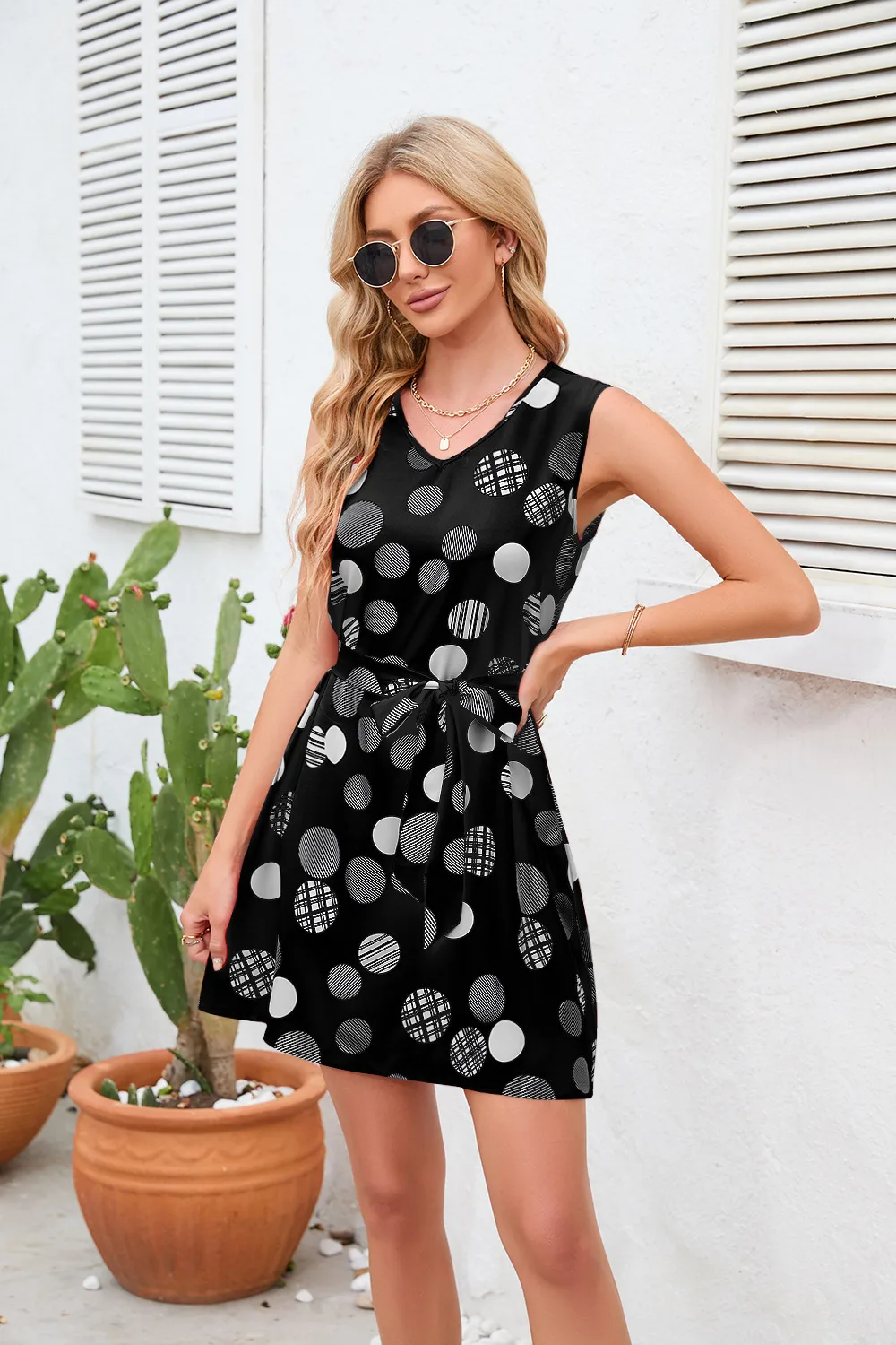 Retro Dots Printed Waist-Controlled Summer New Dress Party Print Clothing Retro Style Fresh Sweet Knee-Length A- Line Skirt display picture 24