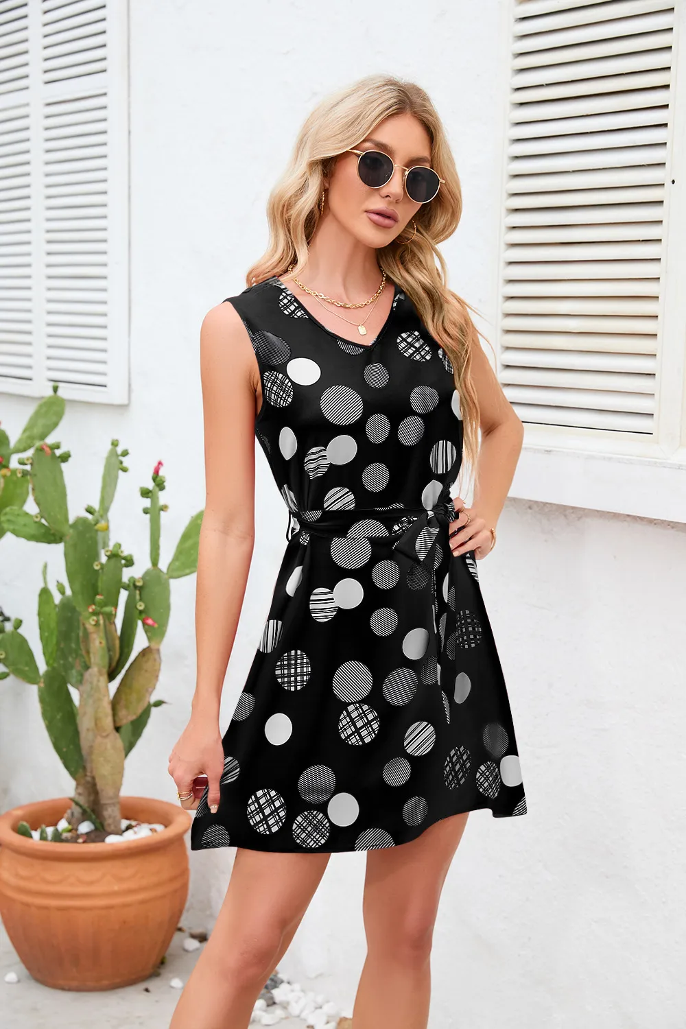 Retro Dots Printed Waist-Controlled Summer New Dress Party Print Clothing Retro Style Fresh Sweet Knee-Length A- Line Skirt display picture 25