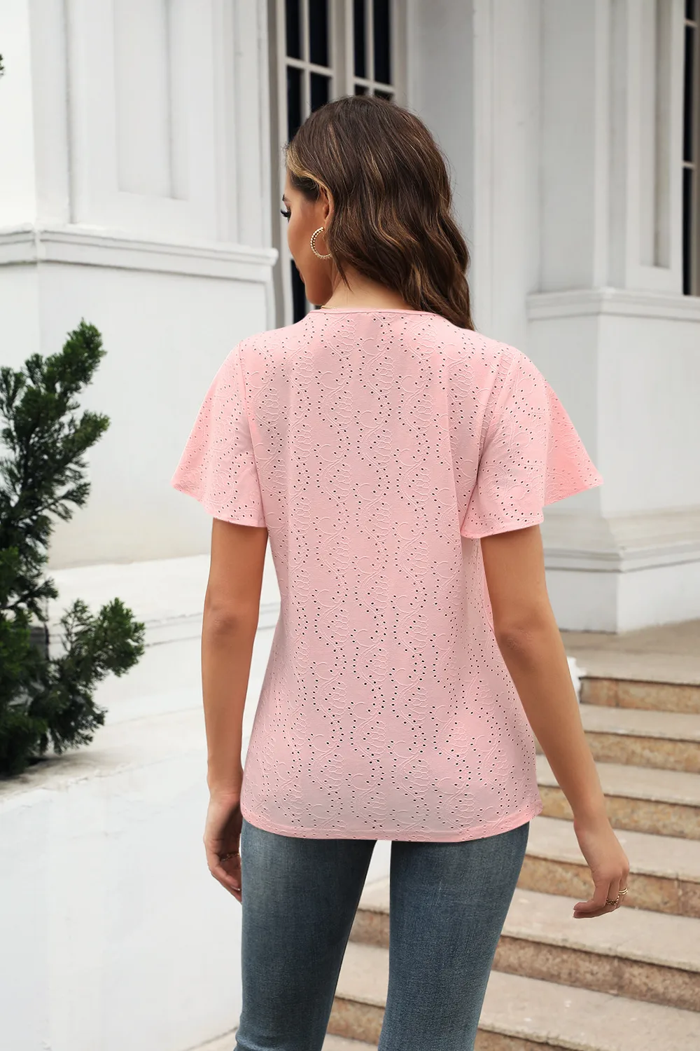 Casual Hollow Out V-neck Pleated Sleeve T-shirt Female Fashion European Style Sweet Comely Short-Sleeved T-shirt Polyester Fabric display picture 6