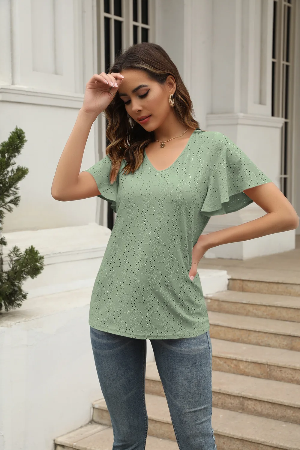 Casual Hollow Out V-neck Pleated Sleeve T-shirt Female Fashion European Style Sweet Comely Short-Sleeved T-shirt Polyester Fabric display picture 23