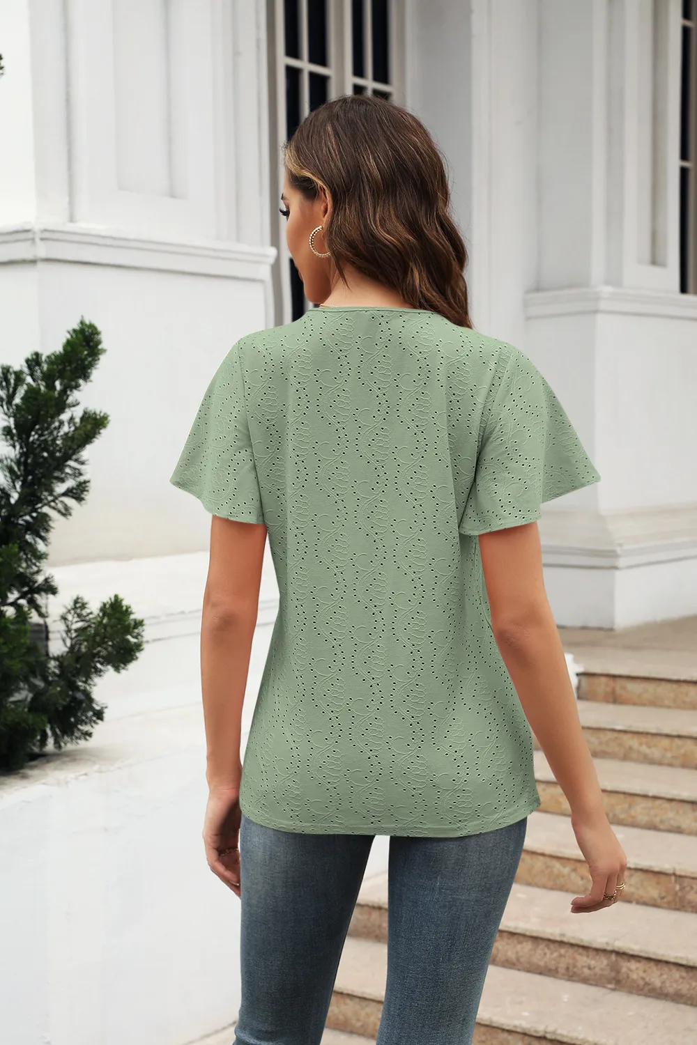 Casual Hollow Out V-neck Pleated Sleeve T-shirt Female Fashion European Style Sweet Comely Short-Sleeved T-shirt Polyester Fabric display picture 26