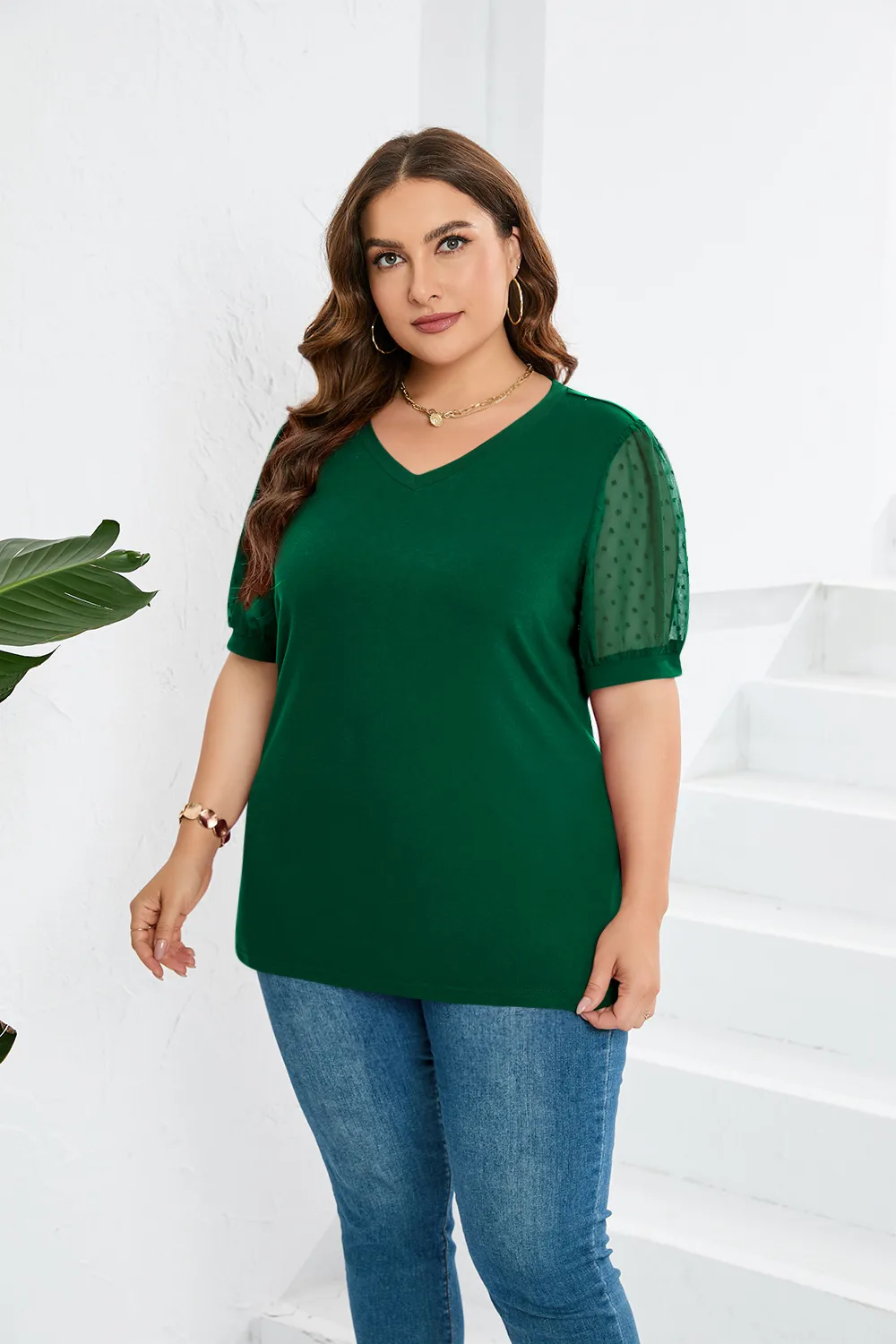 Fashion Style Women's T-shirt Pure Color Mesh Short Sleeve V-neck Puff Sleeve Mid-Length Cotton Street Fashion Tops display picture 4