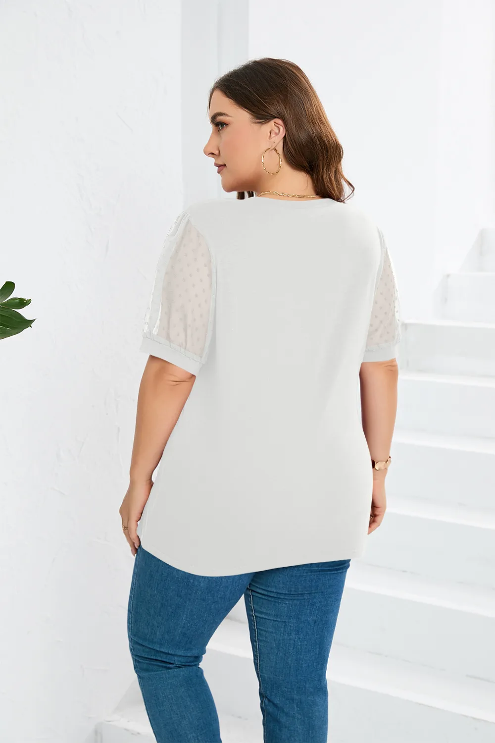 Fashion Style Women's T-shirt Pure Color Mesh Short Sleeve V-neck Puff Sleeve Mid-Length Cotton Street Fashion Tops display picture 24