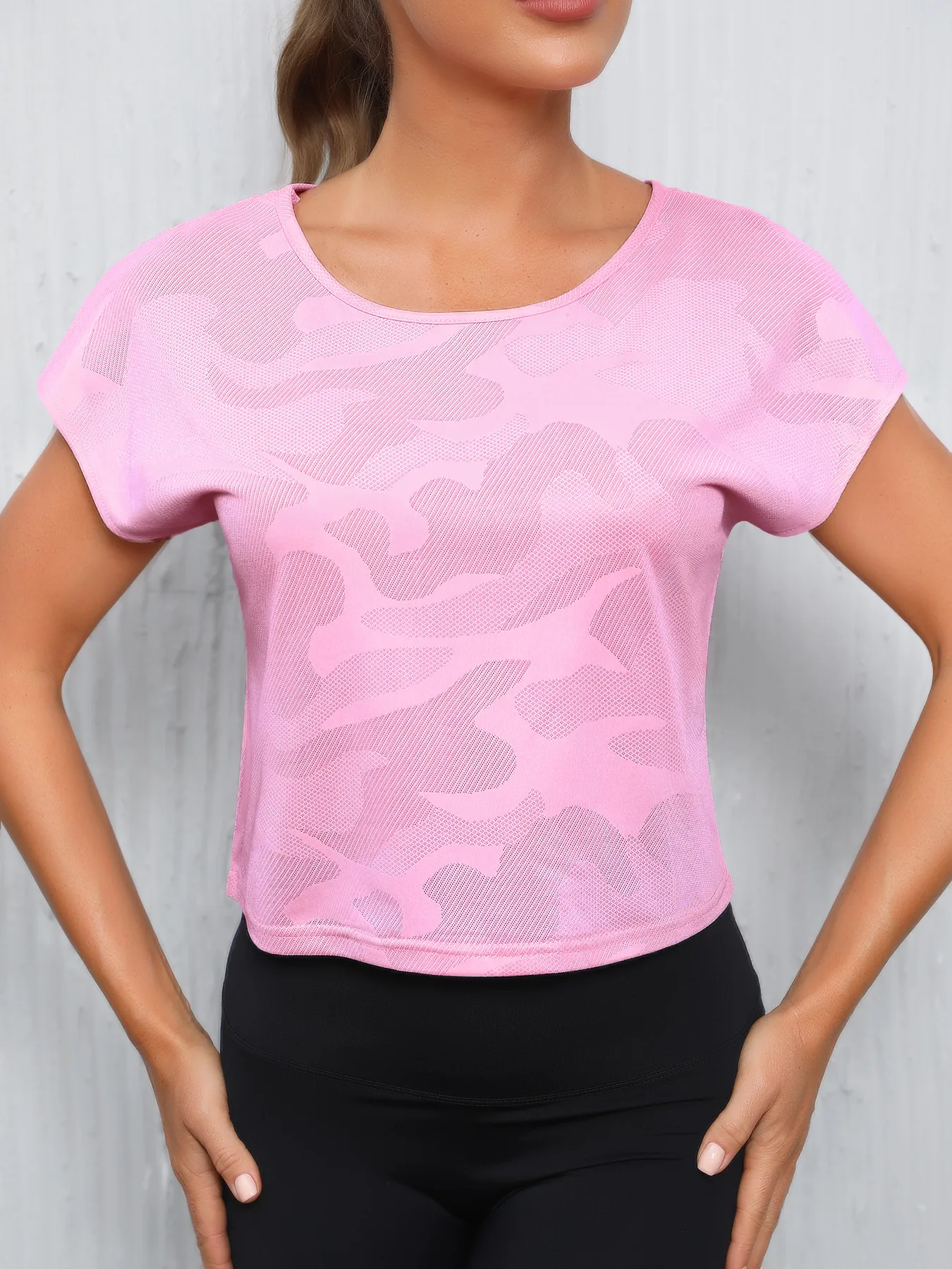 Spring And Summer Camouflage Round Neck Short Sleeve Women's Vest Breathable Running Yoga Sports T-shirt Casual Loose Design display picture 2