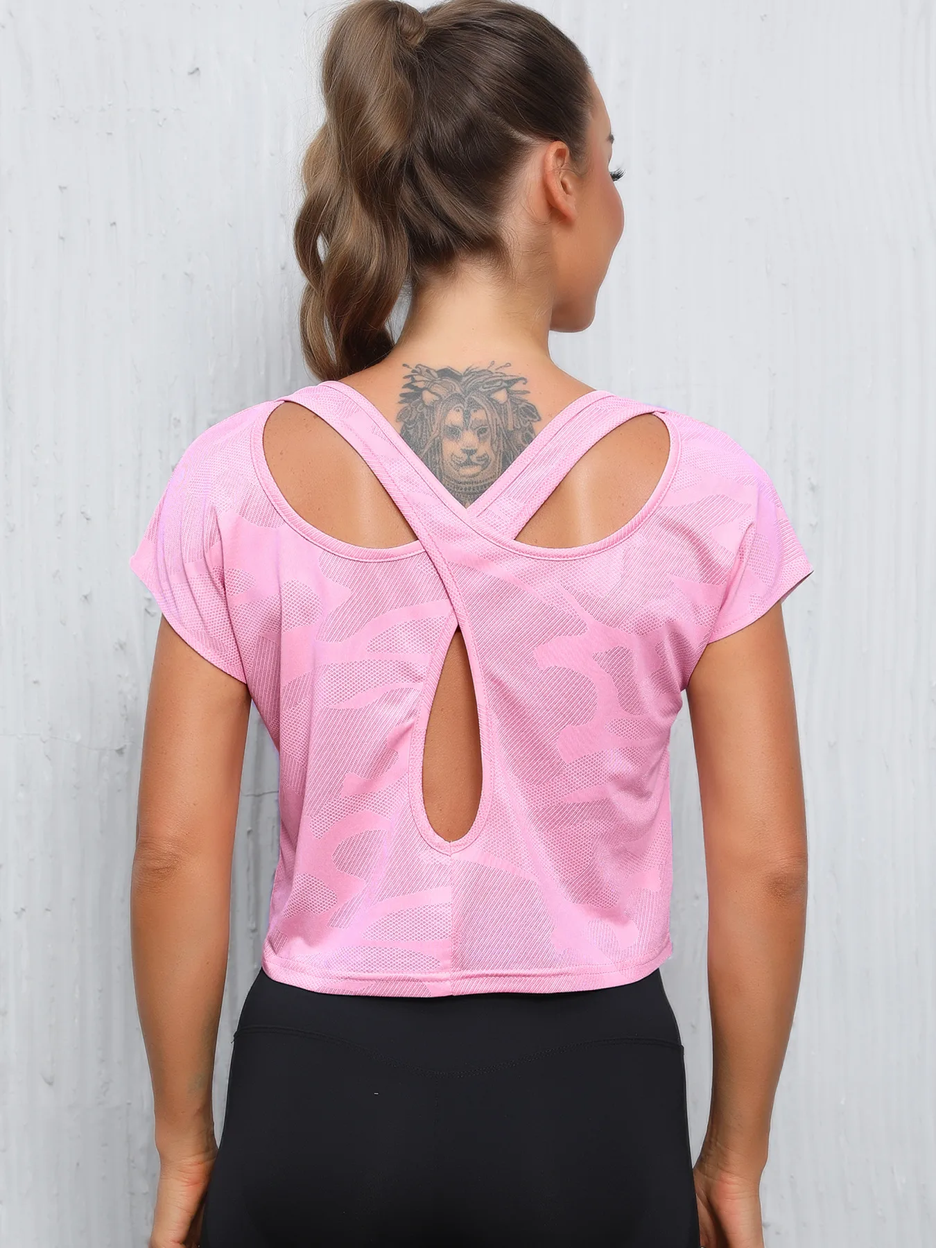 Spring And Summer Camouflage Round Neck Short Sleeve Women's Vest Breathable Running Yoga Sports T-shirt Casual Loose Design display picture 6