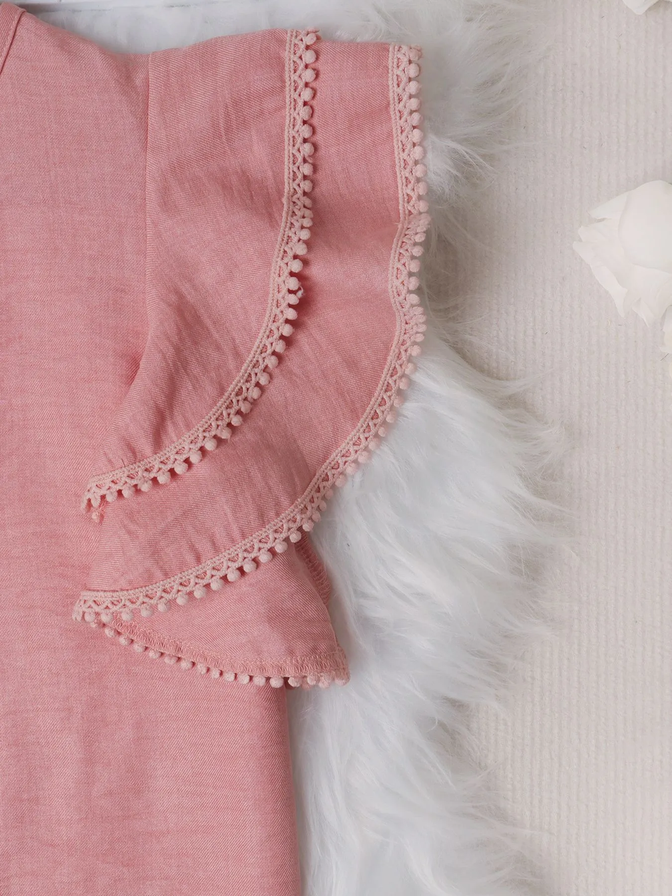 Casual Loose-Fitting Women's Round Neck Short Sleeve Batwing Shirt Summer Casual European Elegant Commuter Polyester Fabric Top display picture 7