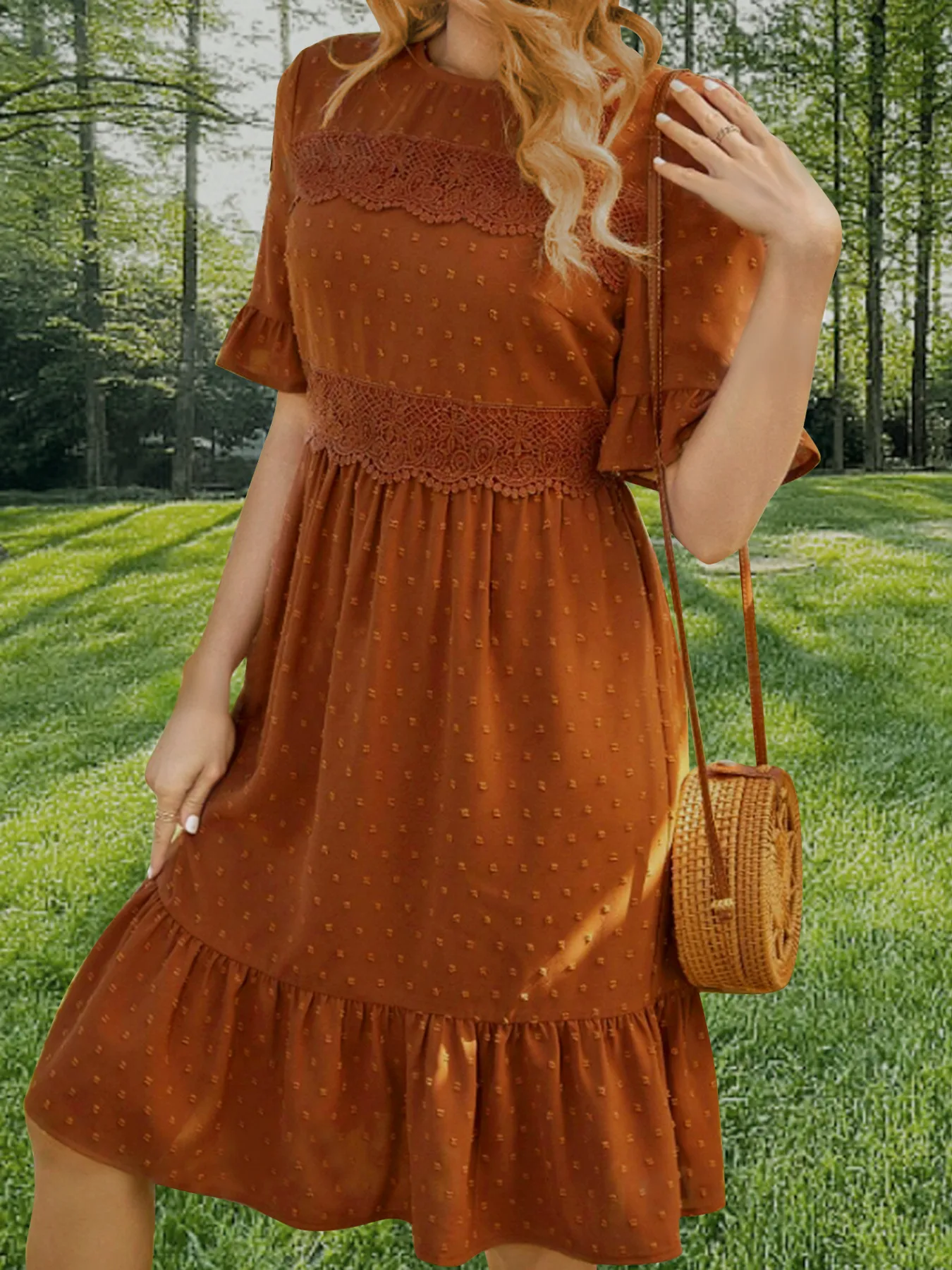 Elegant Round Neck Lace Stitching Solid Color Spring And Summer New Women's Dress Gore Skirt Short Sleeve Mid-Length Dress Dress Commuter Quality display picture 2