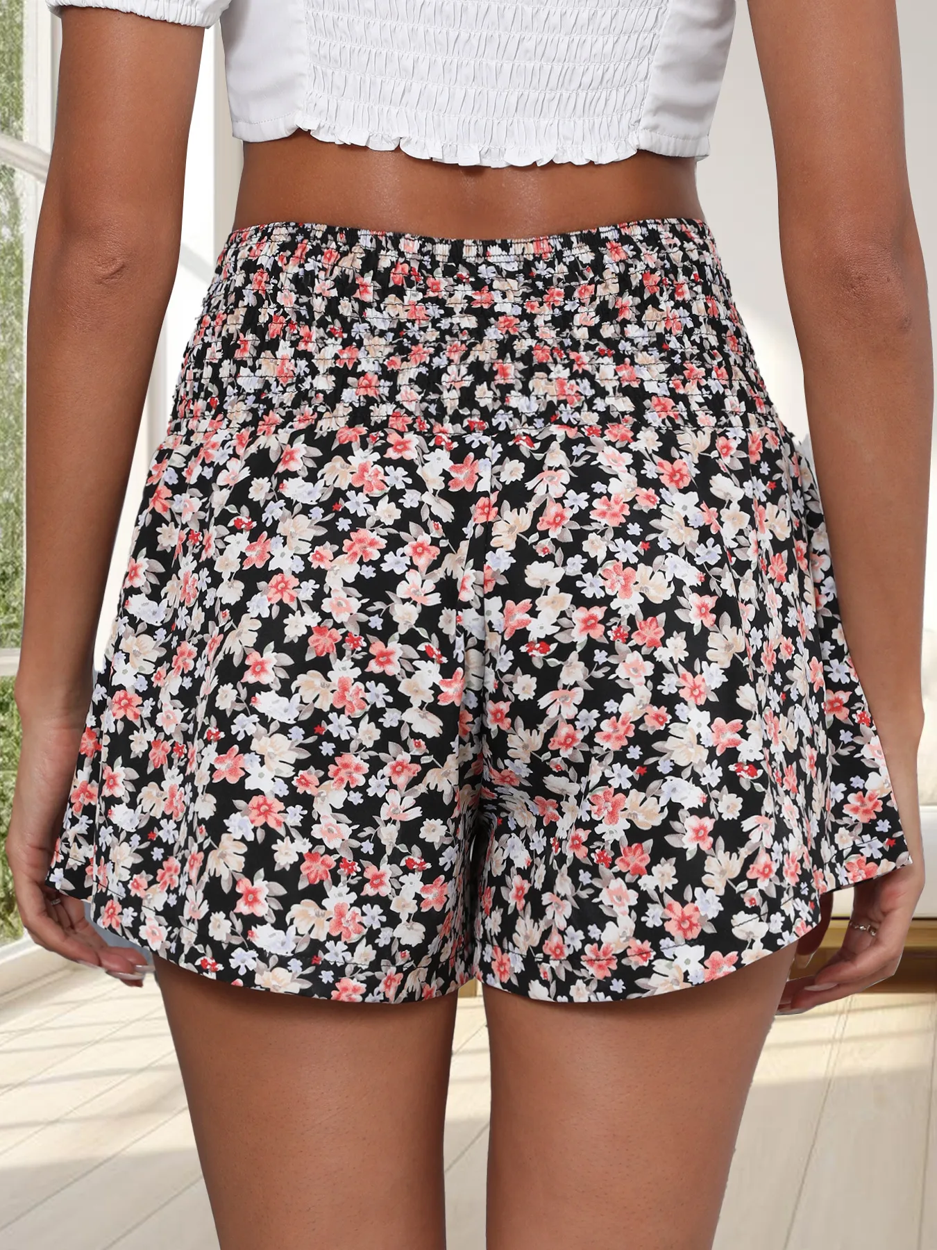 Internet Hot Daisy Print Pleated Waist Wide Leg Shorts Casual Style Polyester Fabric Women's Shorts display picture 13