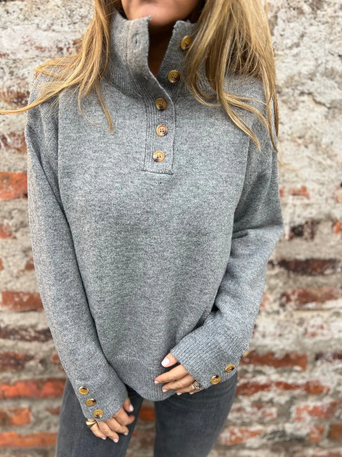 Casual Knitted Sweater Solid Color Buttons Stand Collar Loose Design Autumn And Winter New Comfort Cotton Blend Long Sleeve display picture 1